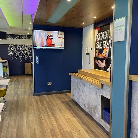 Ibis Budget Belfast City Centre Экстерьер фото