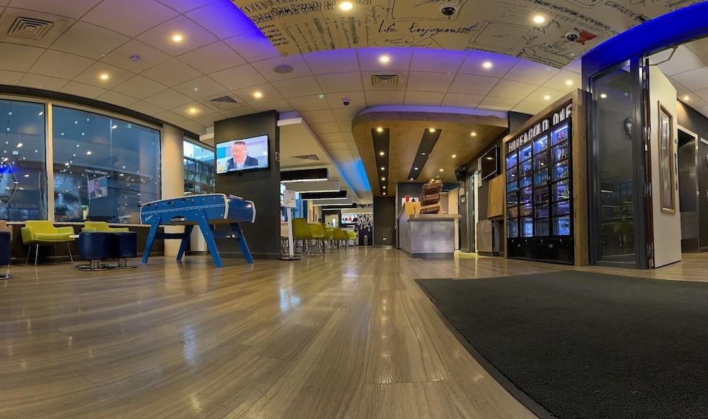 Ibis Budget Belfast City Centre Экстерьер фото