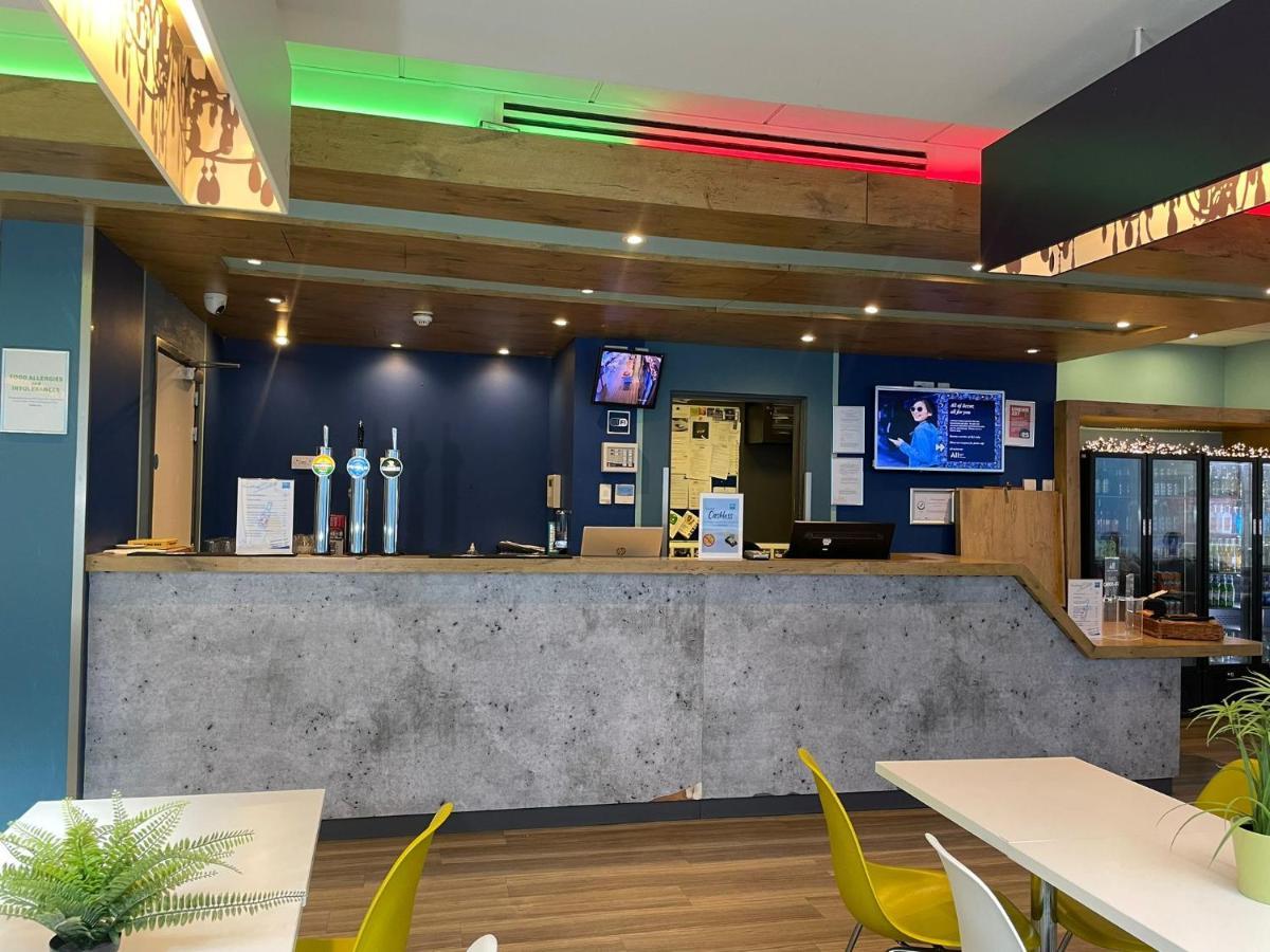 Ibis Budget Belfast City Centre Экстерьер фото
