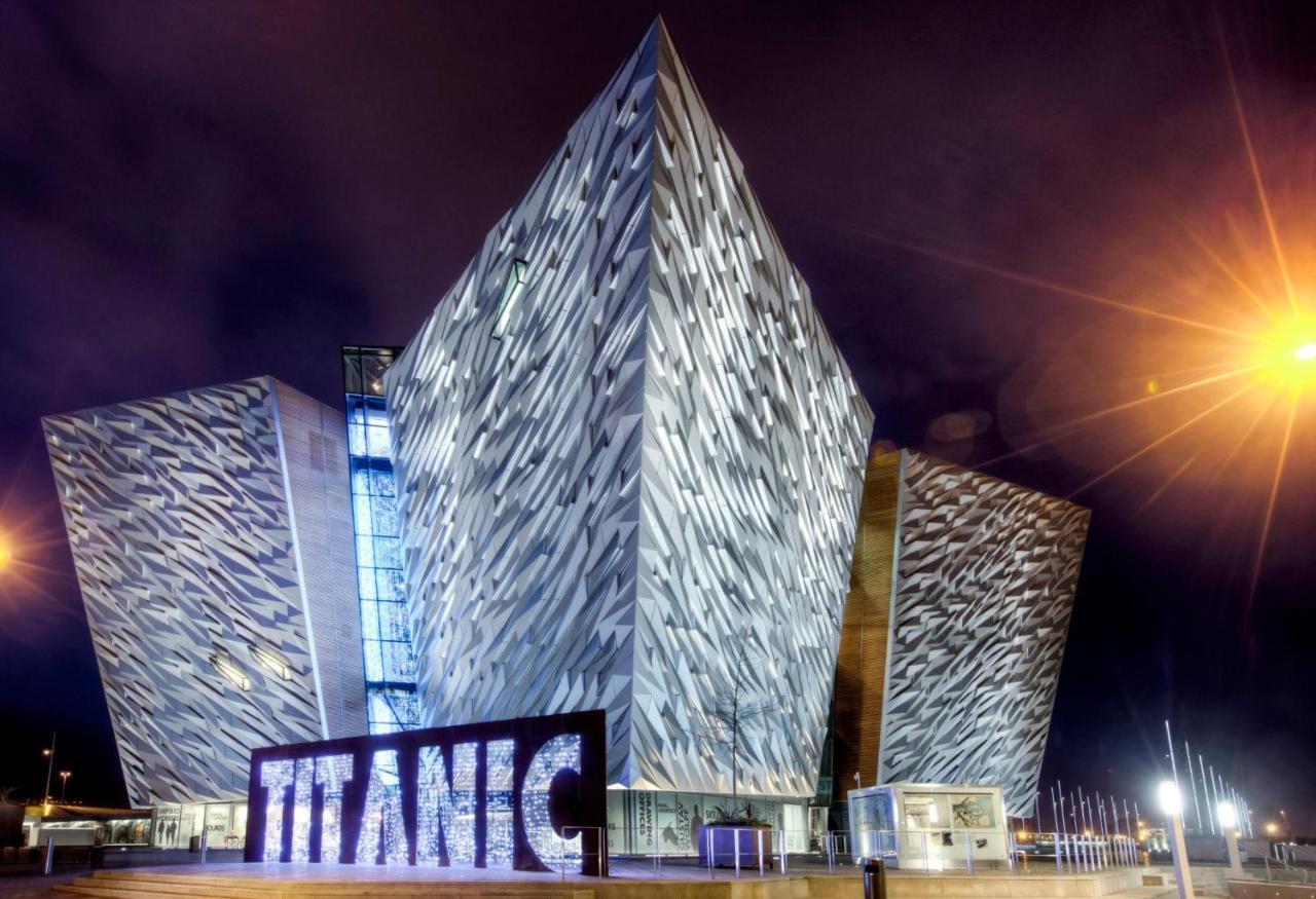 Ibis Budget Belfast City Centre Экстерьер фото